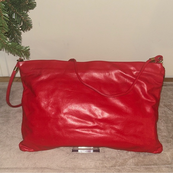 Vintage Red Gathered Soft Leather Crossbody Clutch Bag - Picture 4 of 12